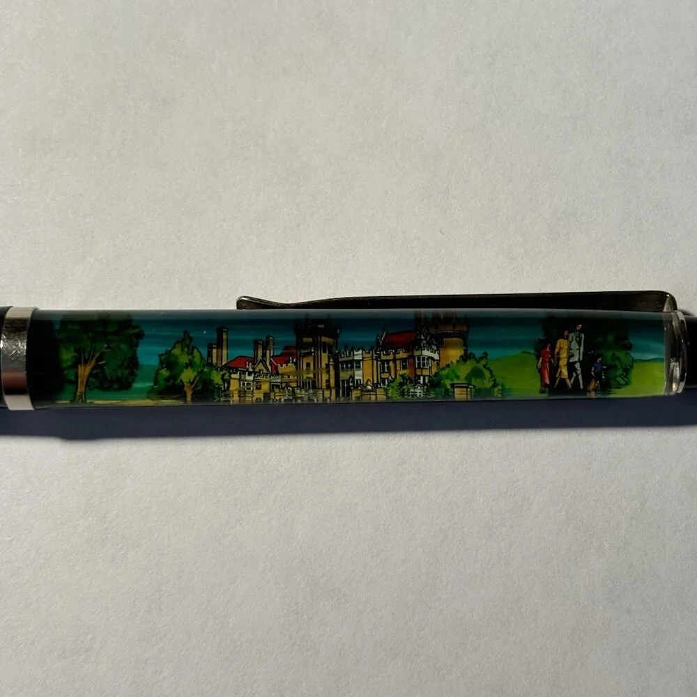 Casa Loma Toronto Canada Floaty Pen Historic Home Souvenir Collectible Vintage